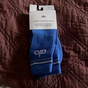 ALO Yoga Classic Blue Casual Socks